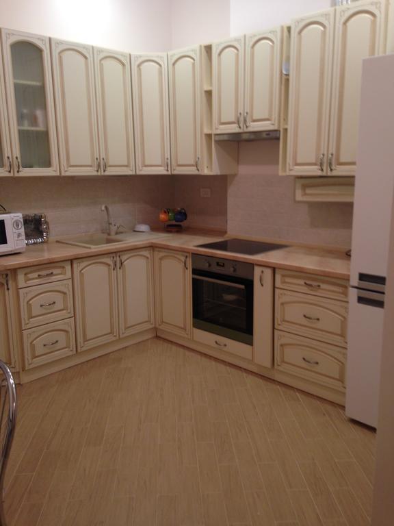 3 Rooms Apartments In The City Centr Львов Экстерьер фото